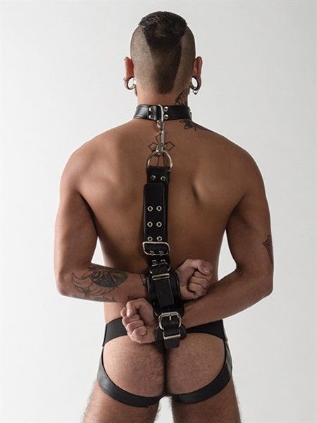 MisterB Slave Collar with Restraints