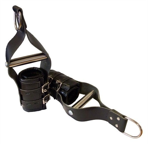 Padded wristsuspension restraints