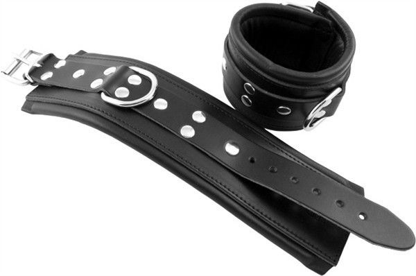 Ankle restraints black padding